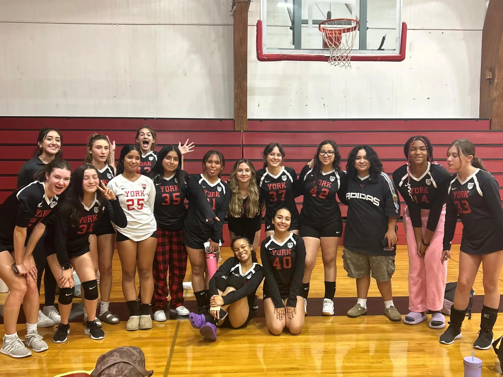 girls volleyball team